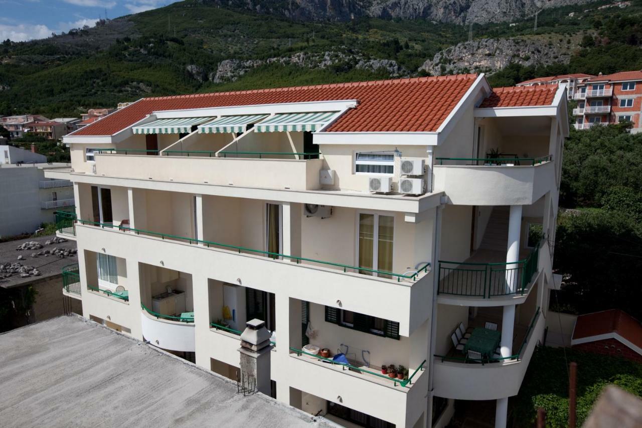 Apartments Smiljka II Tučepi Exterior foto