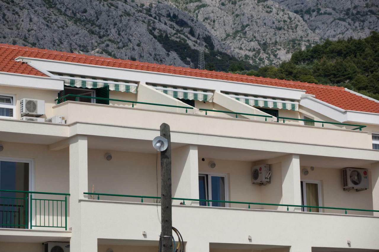 Apartments Smiljka II Tučepi Exterior foto